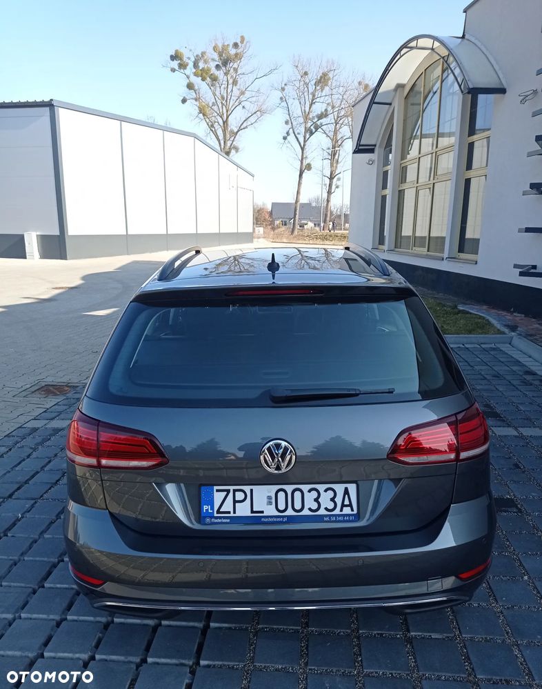 Volkswagen Golf - 9