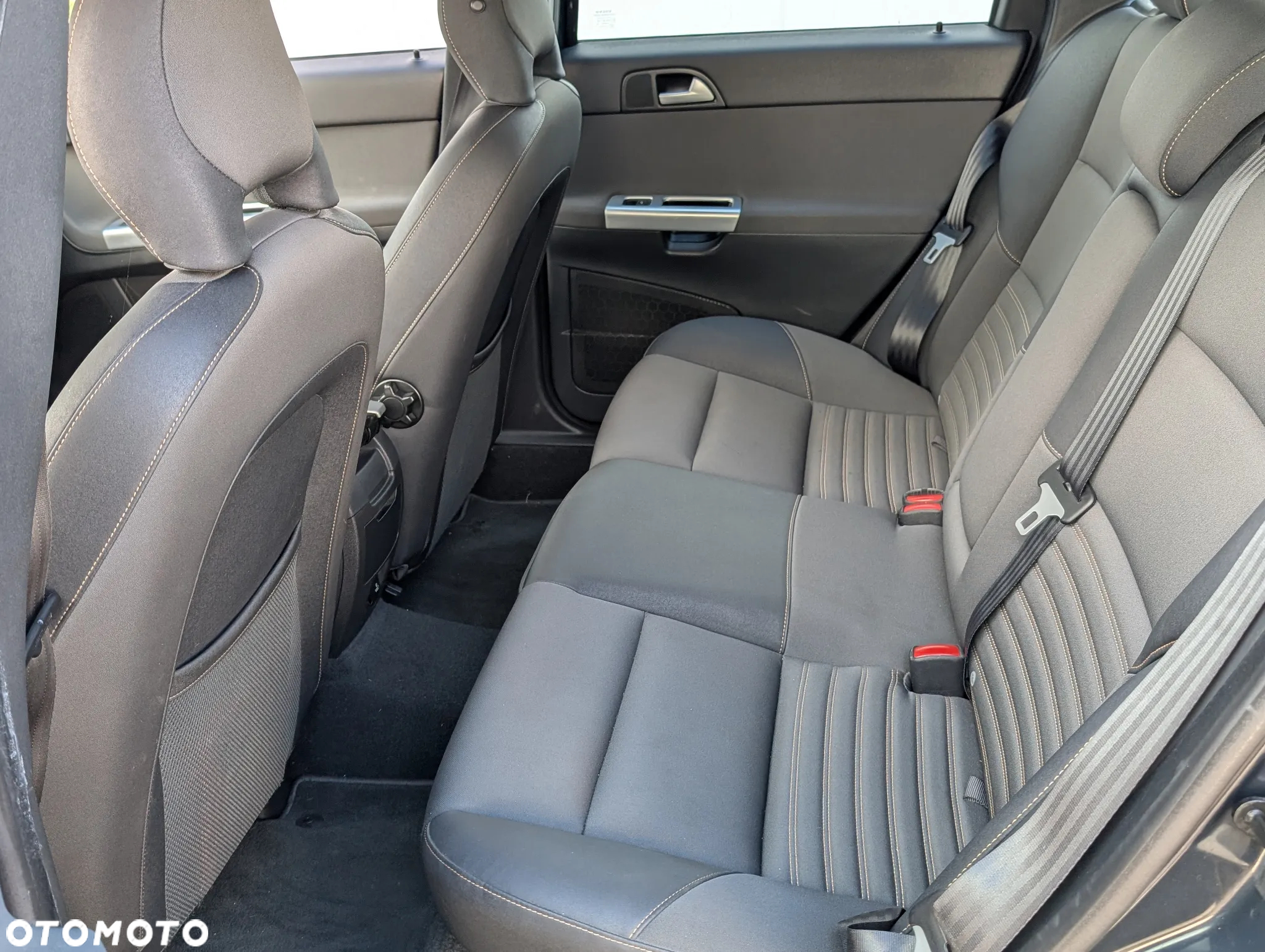 Volvo V50 DPF D4 Geartronic Summum - 19
