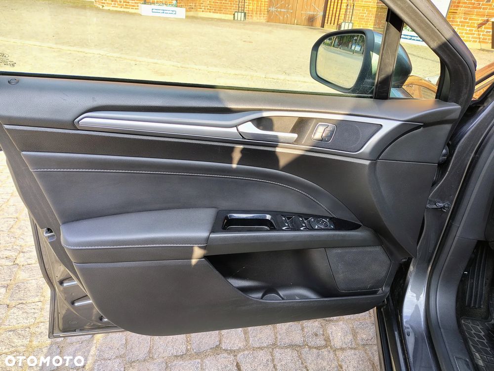 Ford Mondeo 1.5 TDCi ECOnetic Start-Stopp Titanium - 14