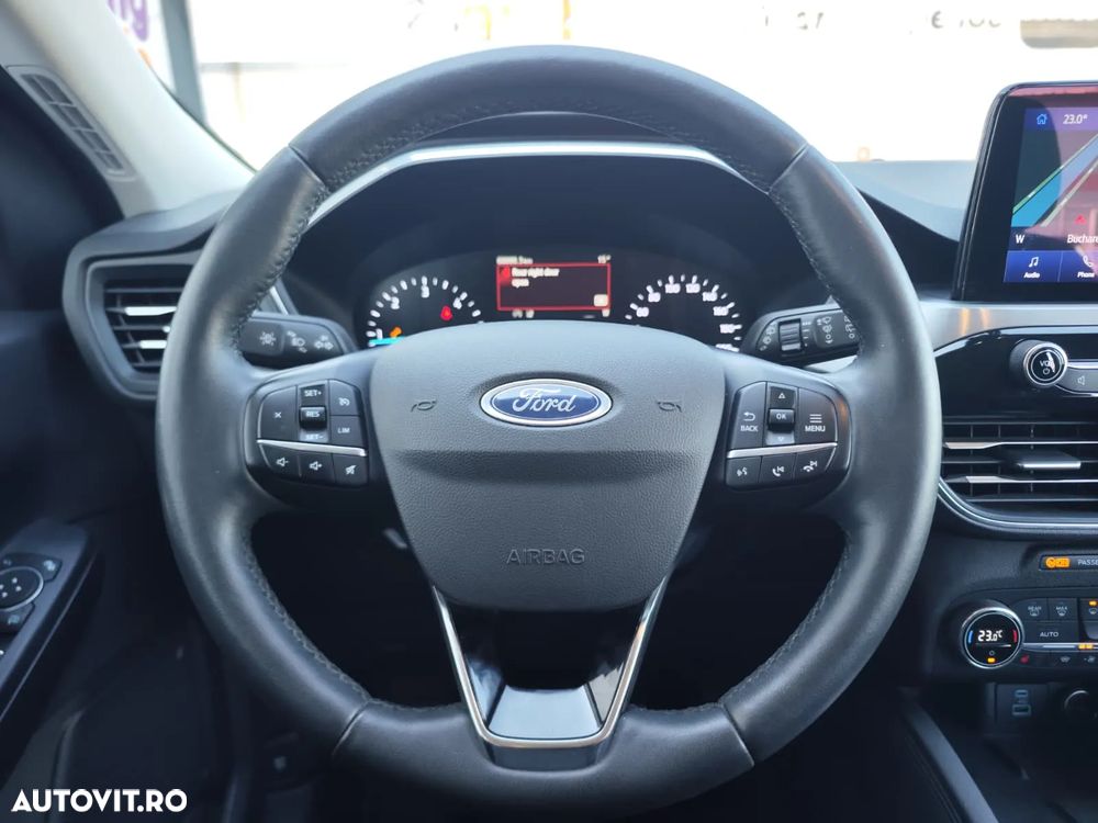 Ford Kuga 2.0 EcoBlue A8 AWD Titanium - 25