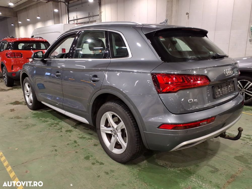 Audi Q5 35 TDI quattro S tronic - 3