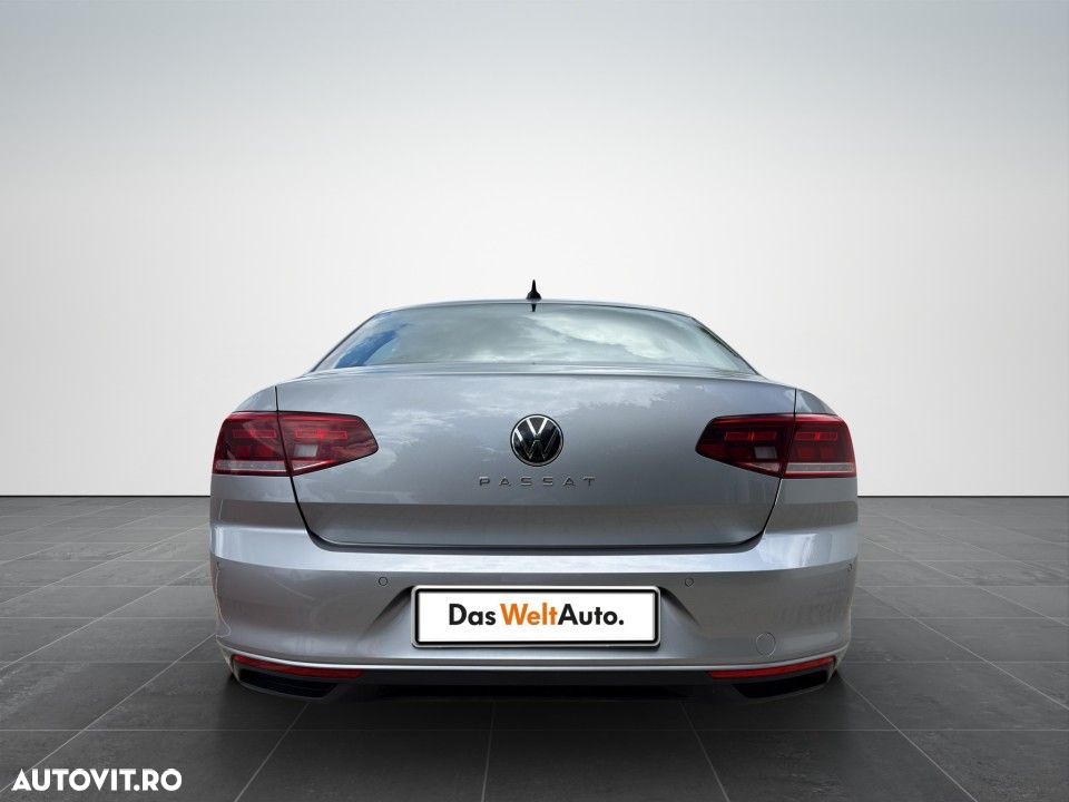 Volkswagen Passat - 10