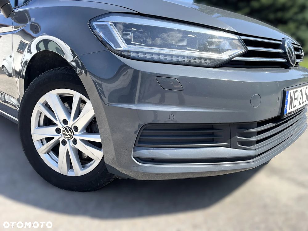 Volkswagen Touran 1.5 TSI EVO Comfortline DSG - 4