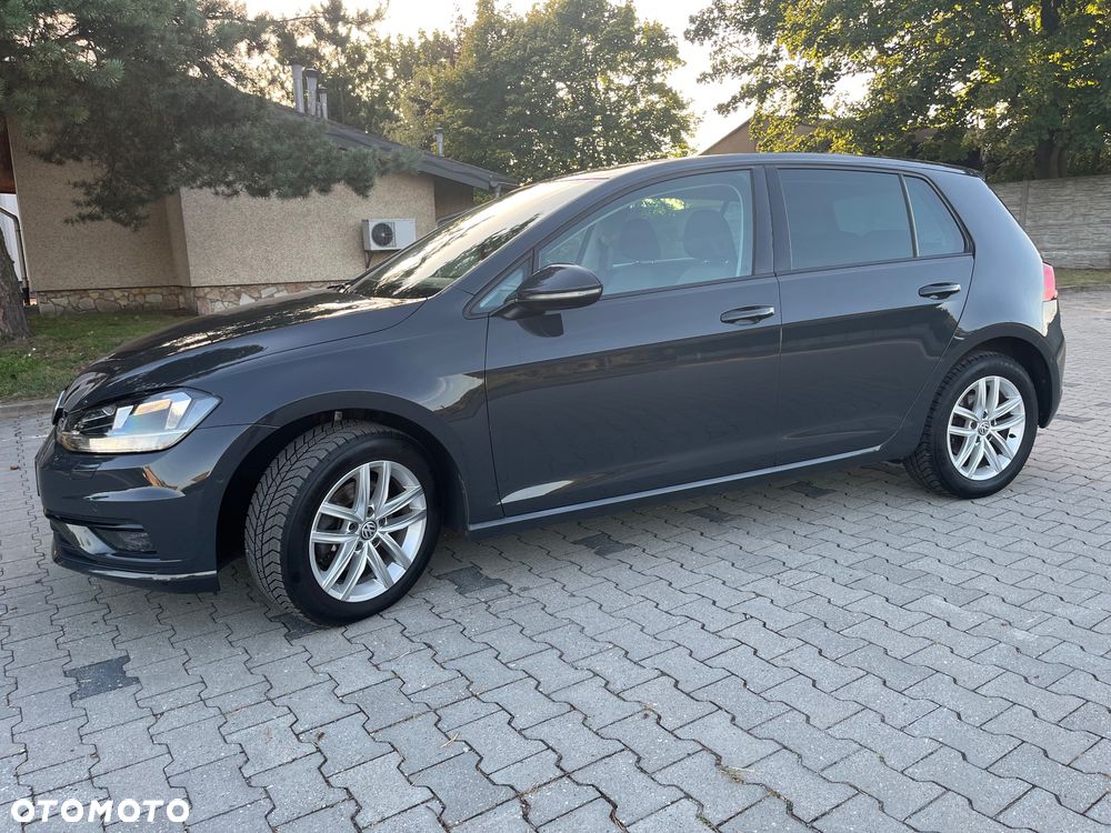 Volkswagen Golf 2.0 TDI BlueMotion Technology Edition - 32