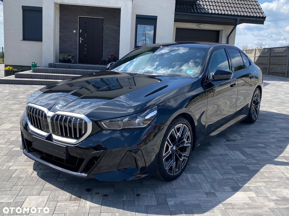 BMW Seria 5 520d xDrive - 2