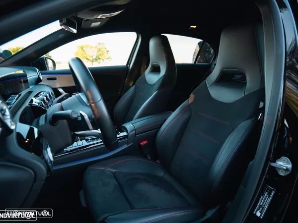 Mercedes-Benz A 250 e AMG Line - 4