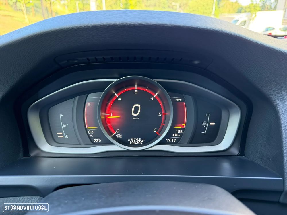 Volvo V60 2.0 D3 Summum - 9