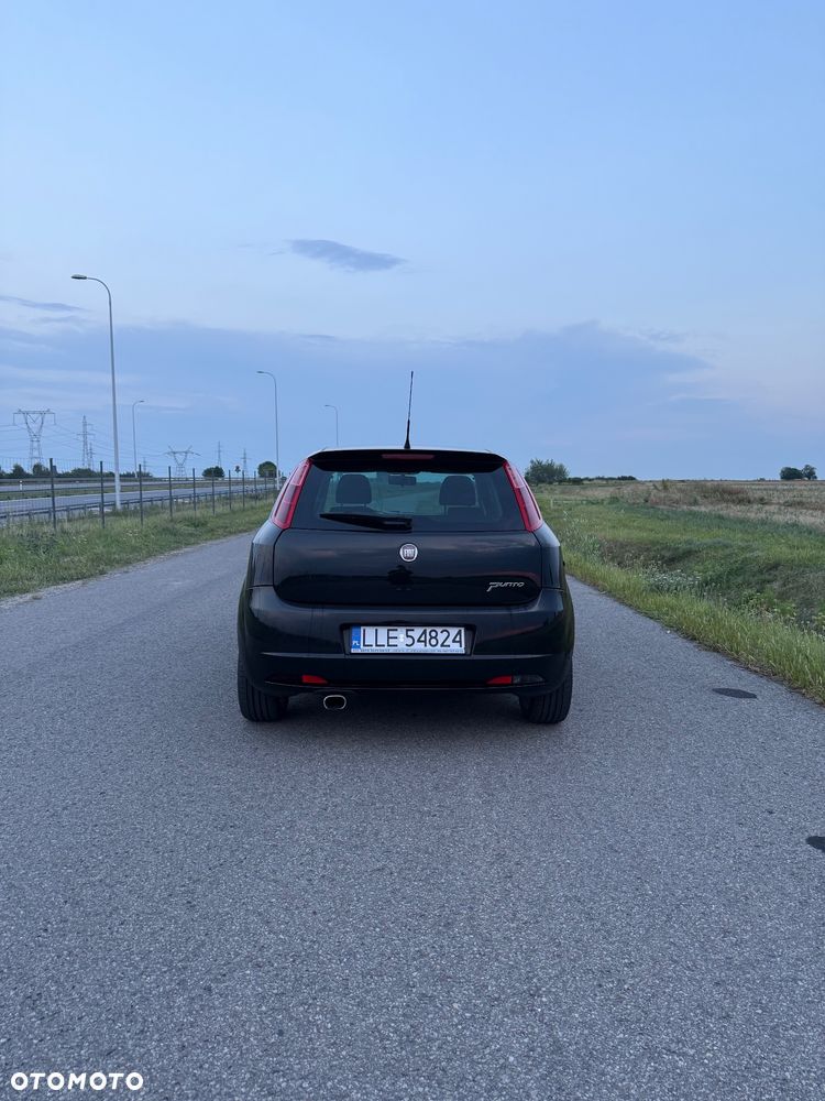 Fiat Grande Punto - 5