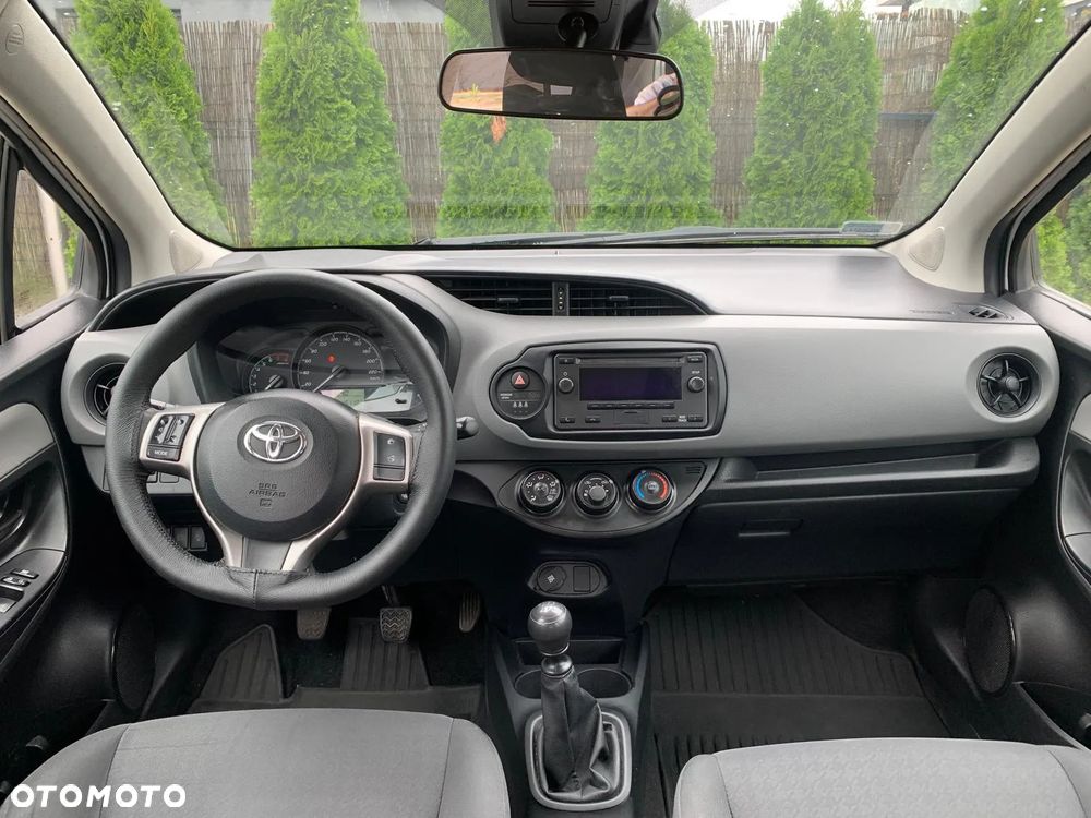 Toyota Yaris 1.5 Active - 6