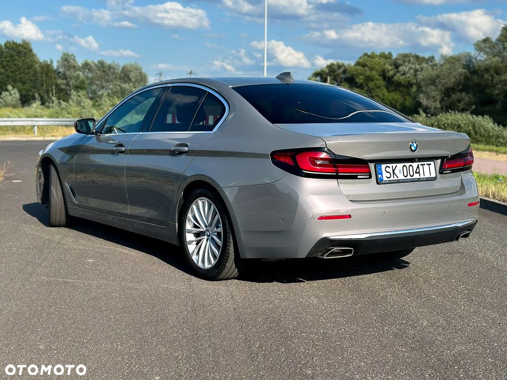 BMW Seria 5 530i xDrive mHEV Luxury Line - 21