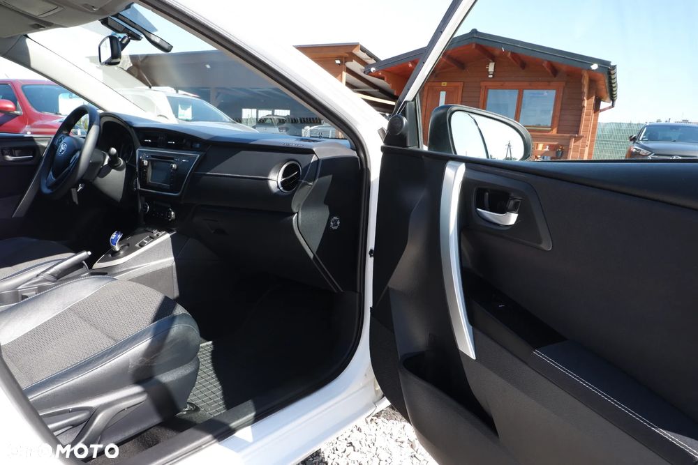 Toyota Auris - 3