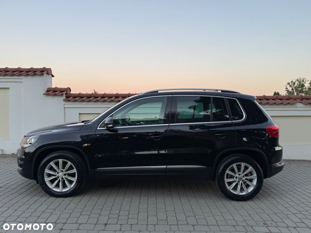 Volkswagen Tiguan - 11