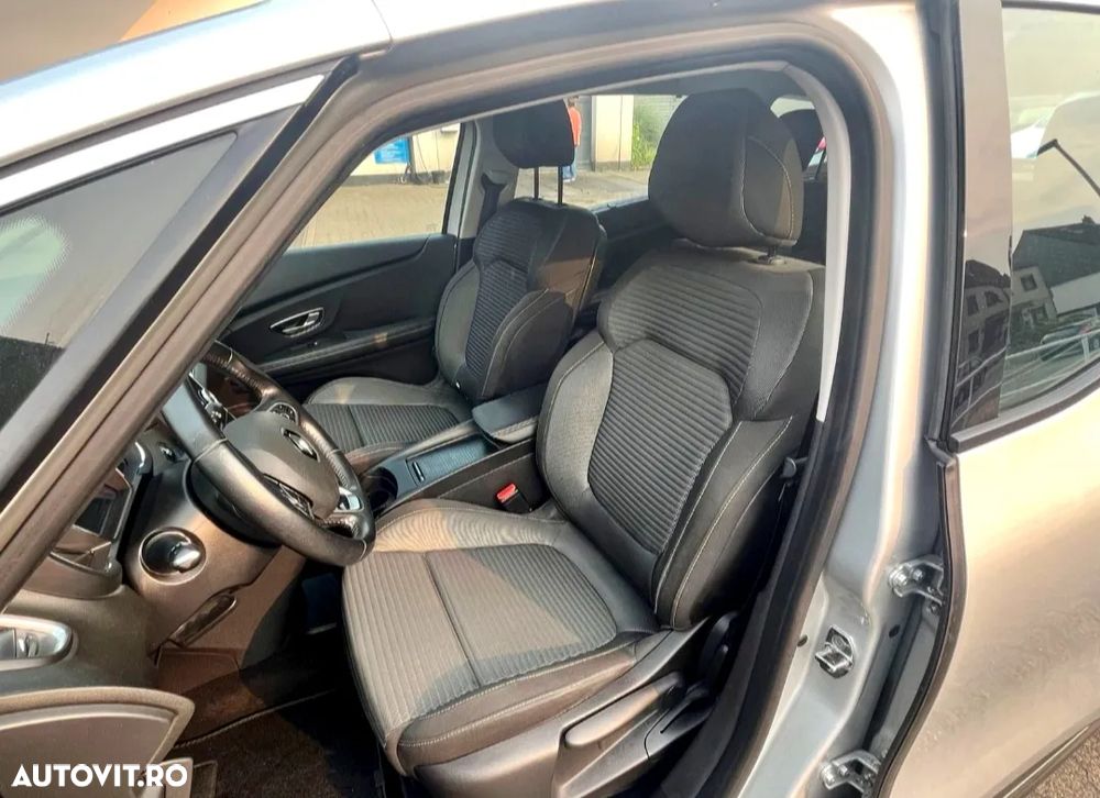 Renault Grand Scenic ENERGY TCe 115 EXPERIENCE - 31