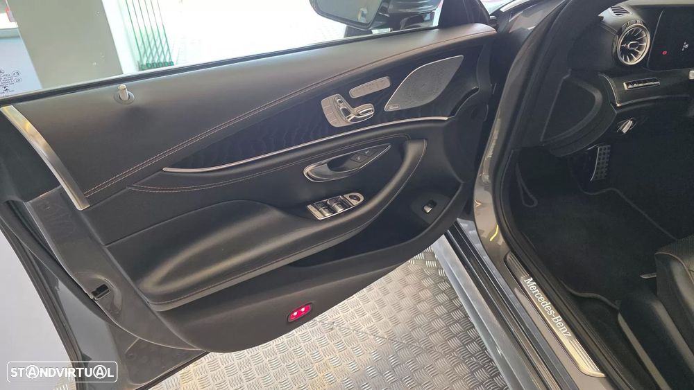 Mercedes-Benz CLS 400 d 4Matic AMG Line - 39