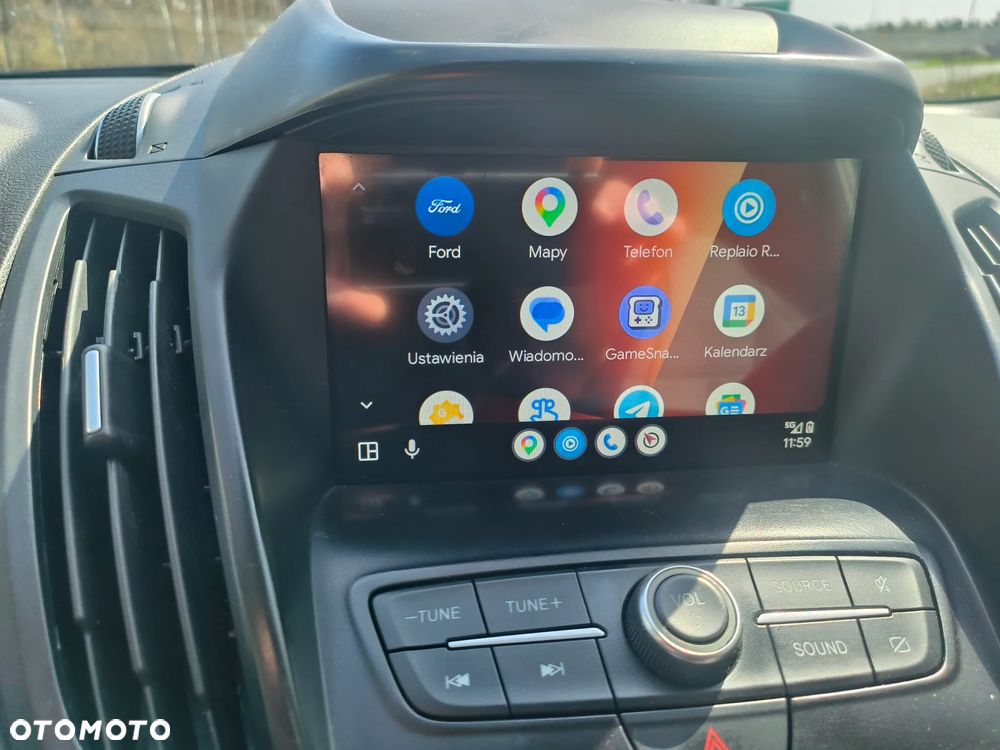 Ford Kuga 1.5 EcoBoost 4WD Trend - 24