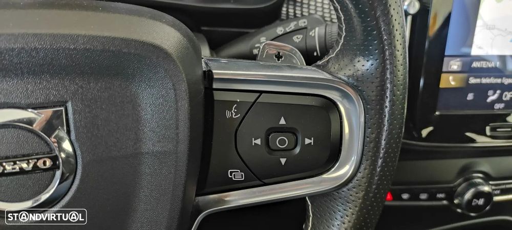 Volvo XC 40 2.0 D3 R-Design Geartronic - 39