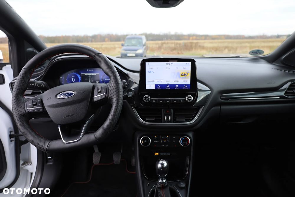 Ford Puma 1.0 EcoBoost Hybrid ST-LINE - 22