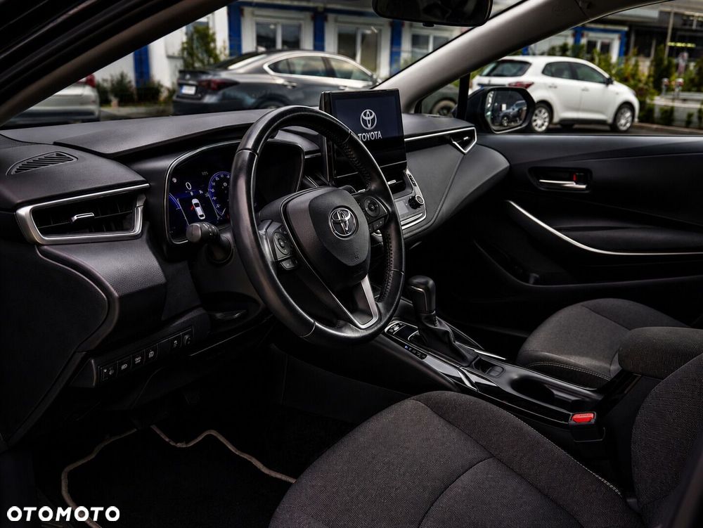 Toyota Corolla 1.8 Hybrid Comfort - 13