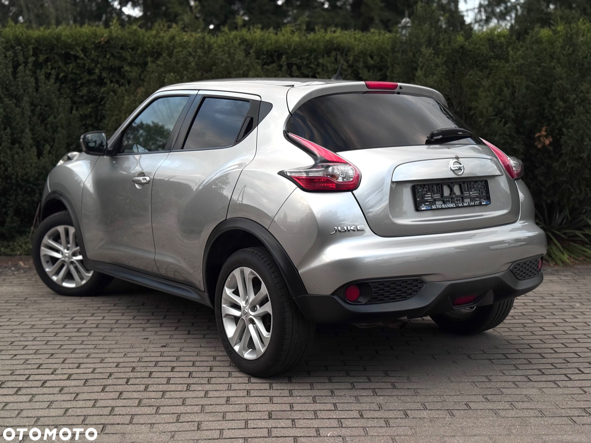 Nissan Juke 1.6 Acenta Xtronic - 4