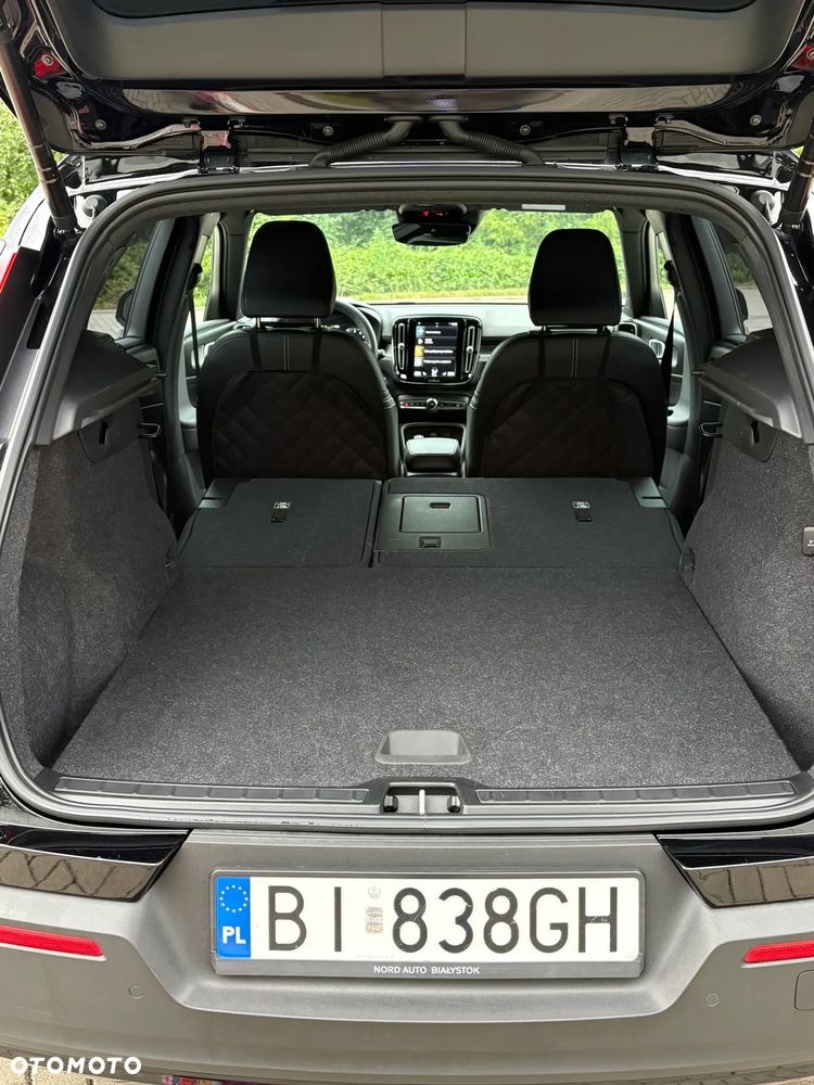 Volvo XC 40 T3 R-Design - 12