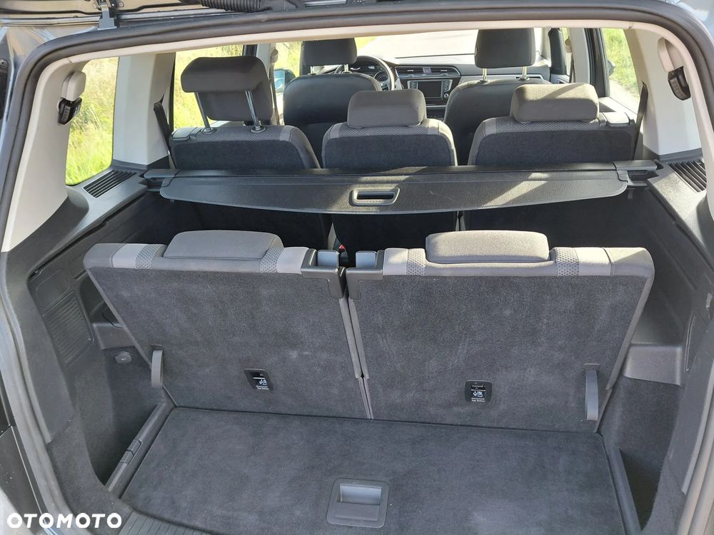 Volkswagen Touran 1.6 TDI BMT SCR Comfortline - 18