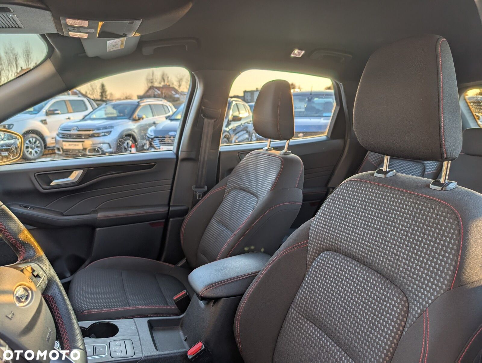 Ford Kuga 2.0 EcoBlue AWD ST-Line - 12