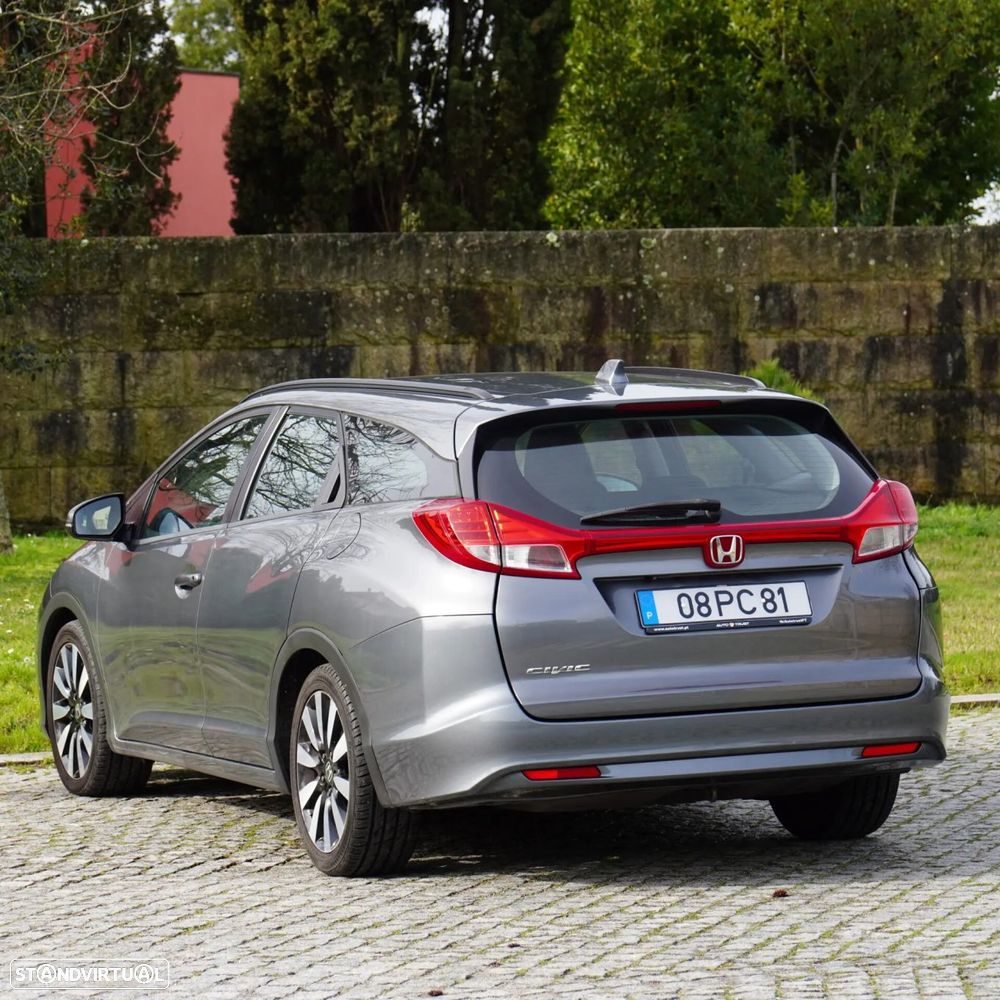 Honda Civic Tourer 1.6 i-DTEC Comfort - 32
