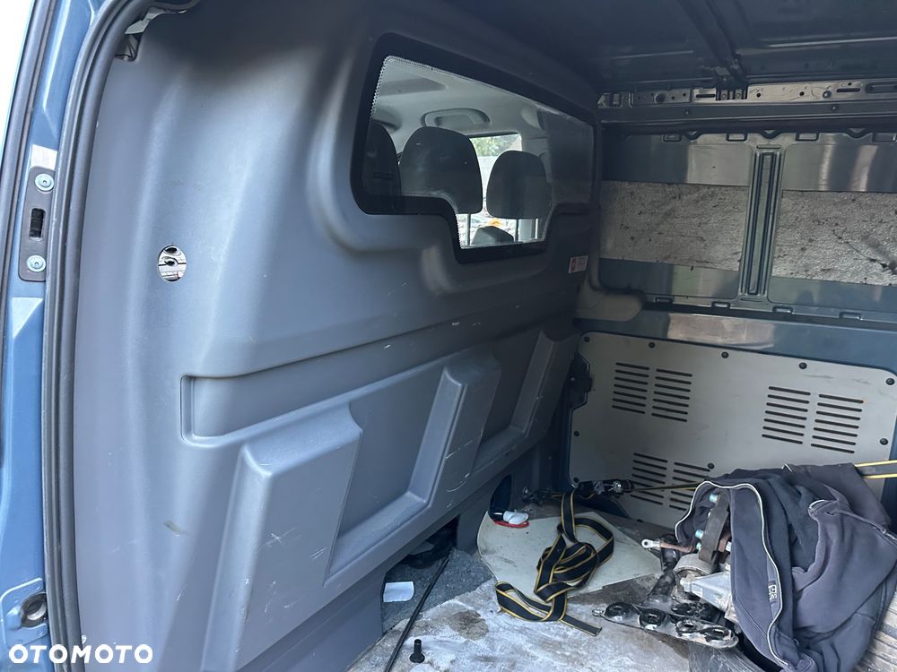 Mercedes-Benz Vito - 9