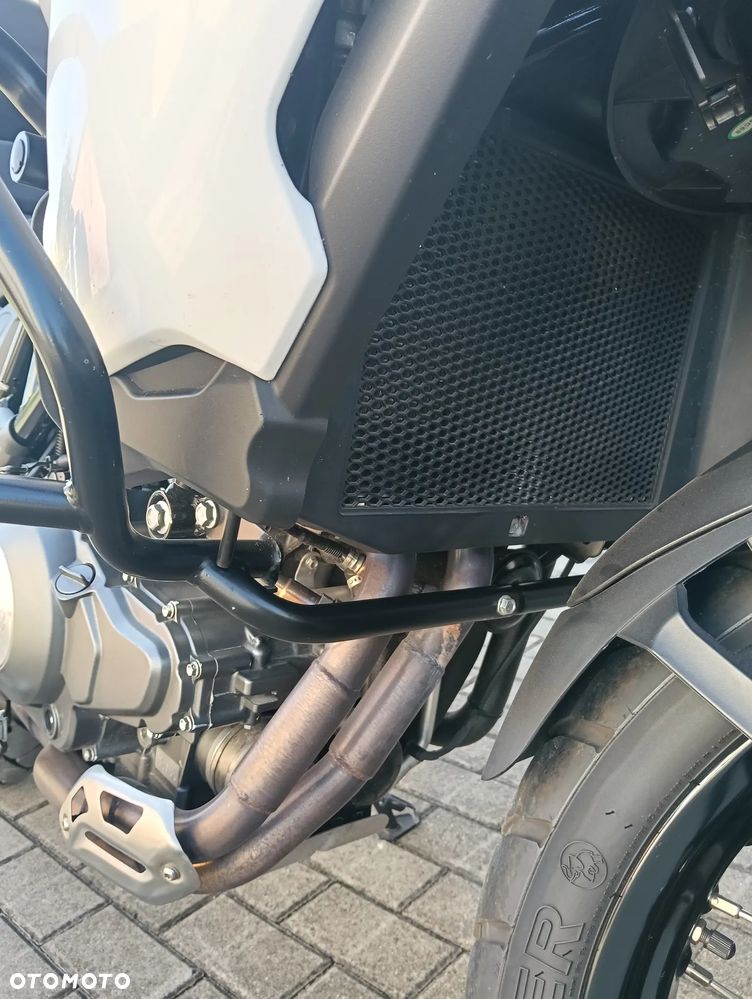 Benelli TRK 502X - 18