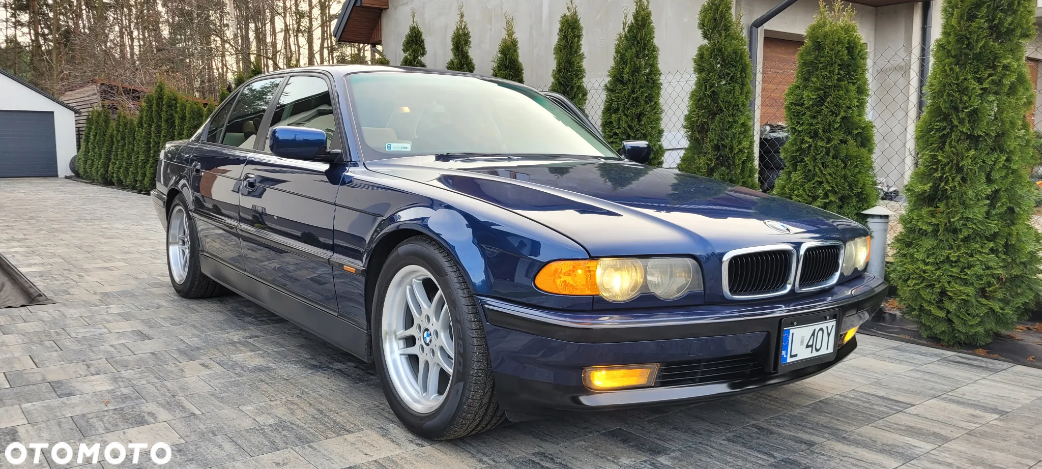 BMW Seria 7 740i - 4
