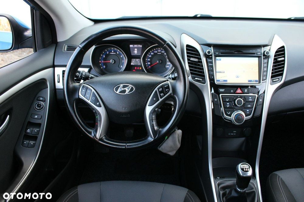 Hyundai i30 1.4 YES - 8