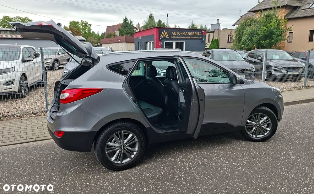 Hyundai ix35 1.7 CRDi 2WD Fifa World Cup Edition - 36