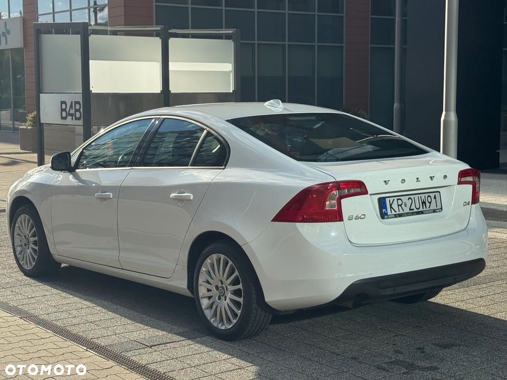 Volvo S60 - 4