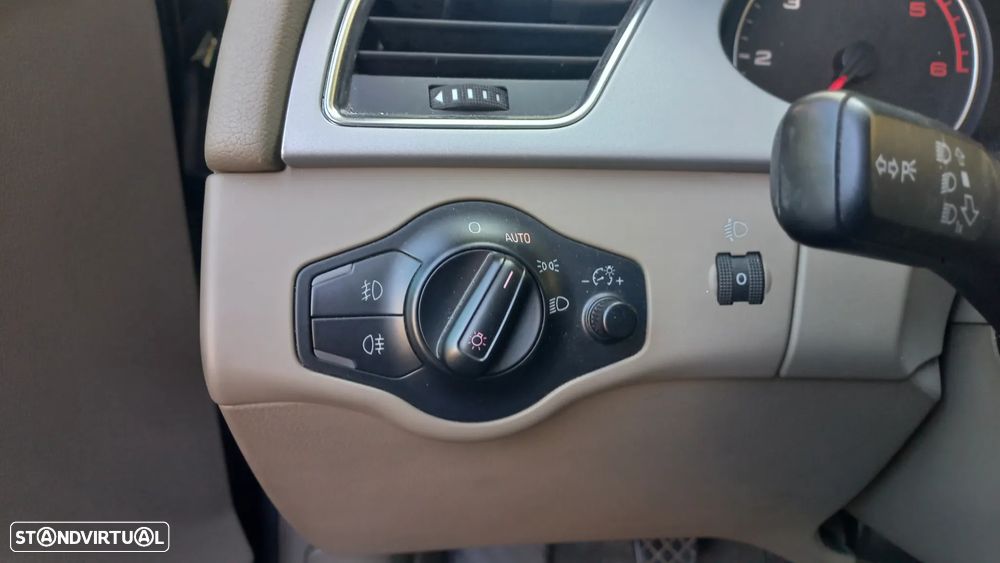 Audi A4 Avant 2.0 TDI Sport - 13