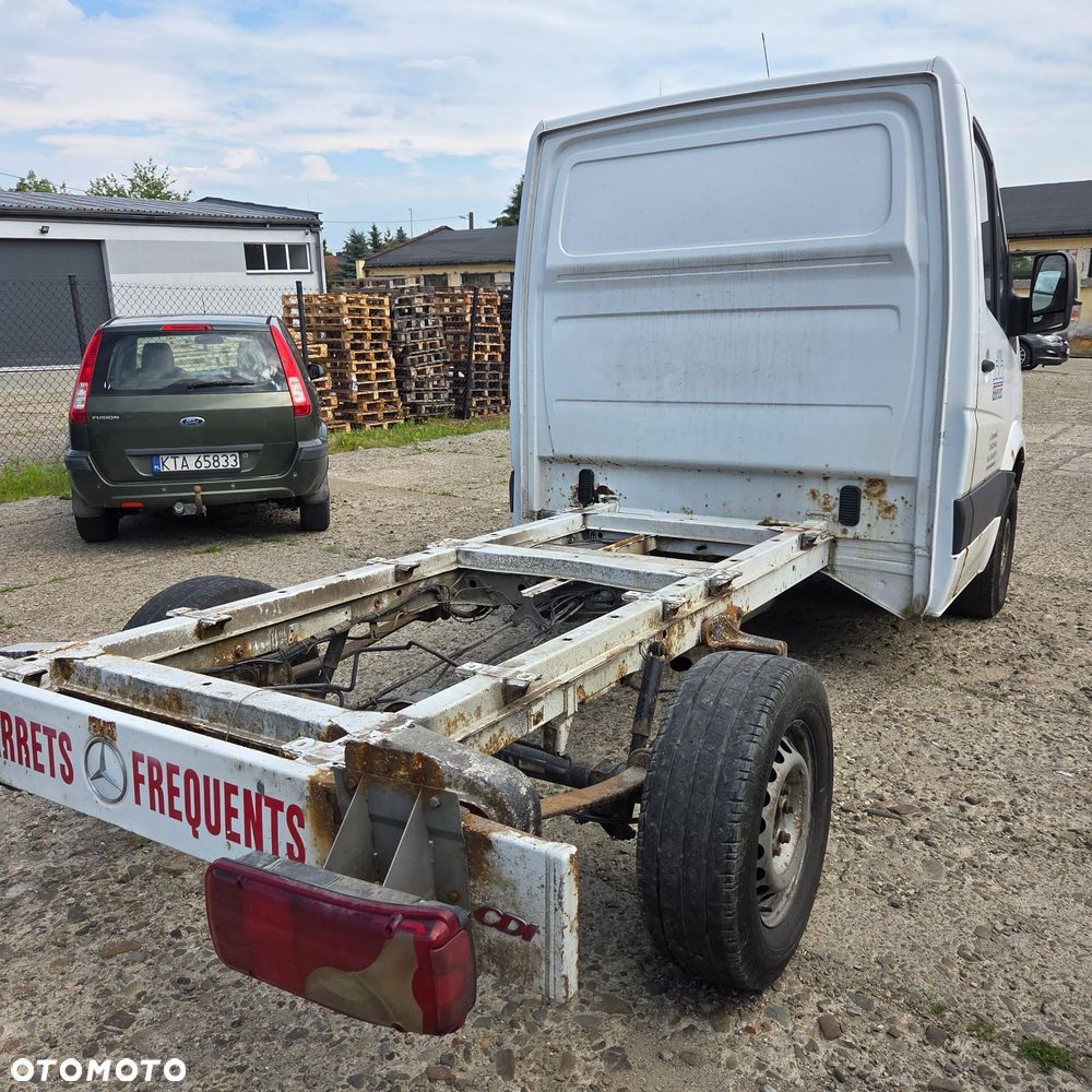 Mercedes-Benz Sprinter - 3