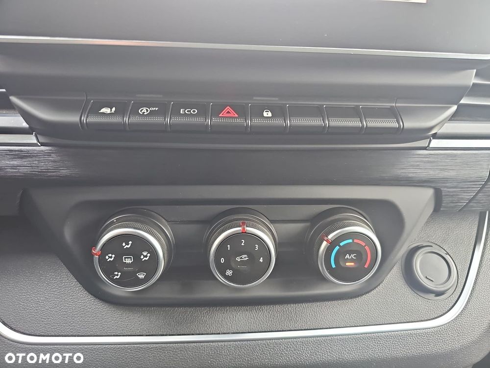 Renault Trafic - 21