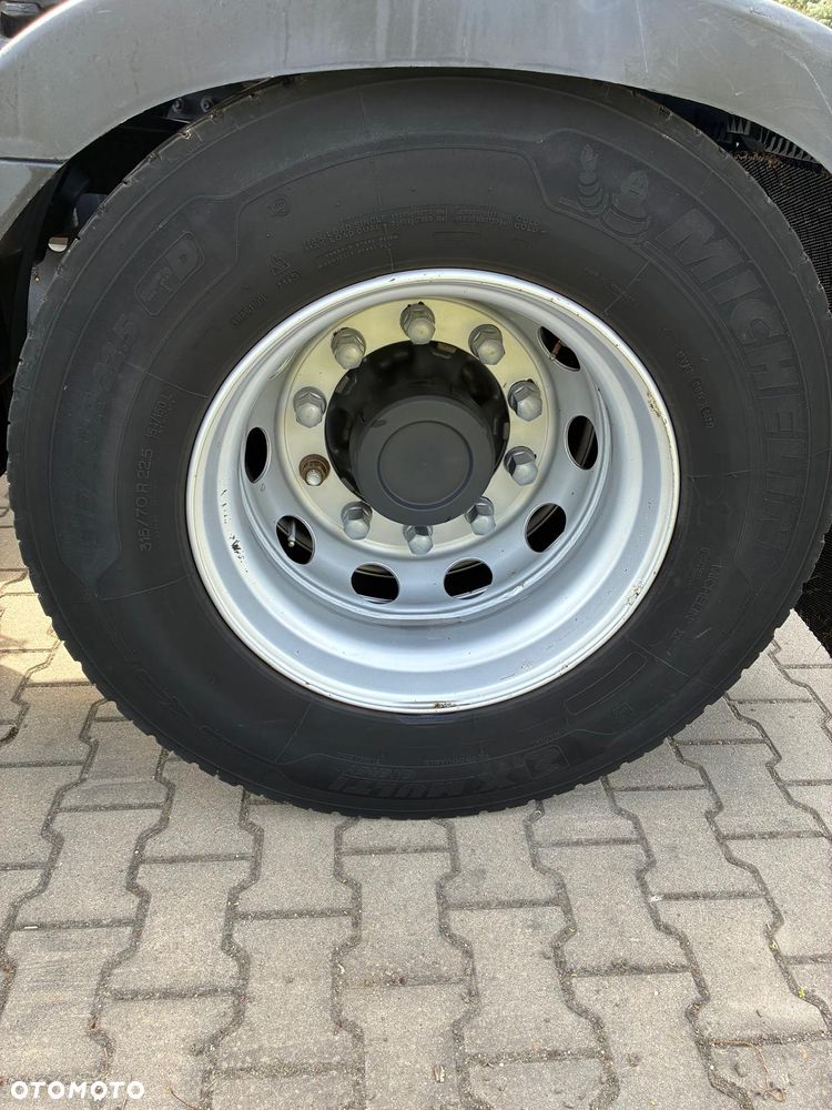 Renault T480 TC HIGH Sleeper Cab - 12