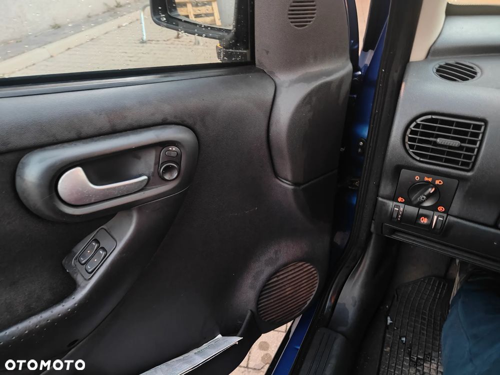 Opel Combo Tour Edition - 13