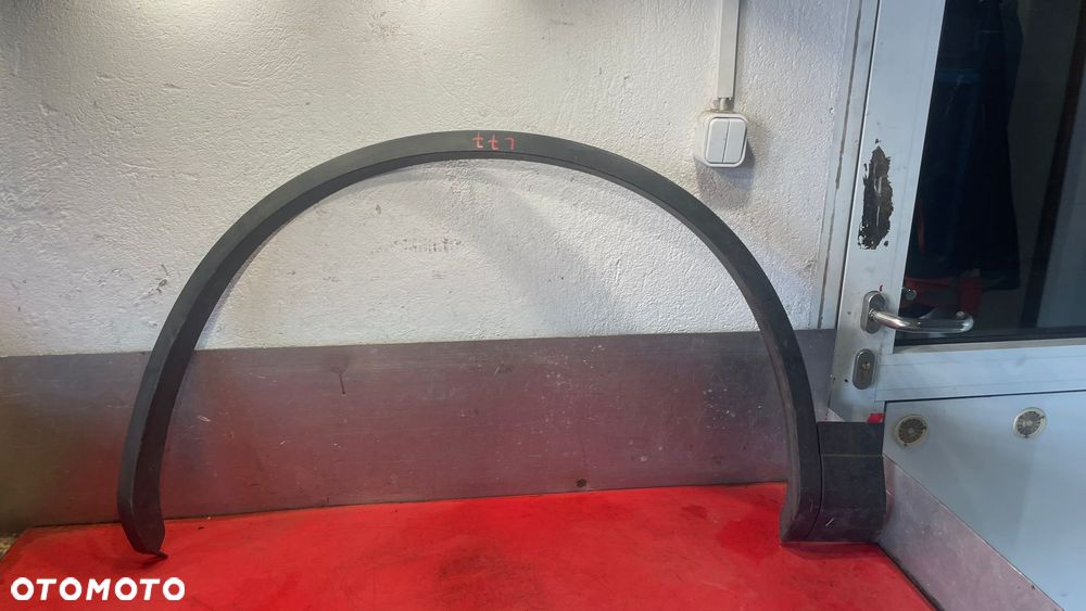 VW TOUAREG II LISTWA BŁOTNIKA LEWY PRZÓD 7P6854731B - 1