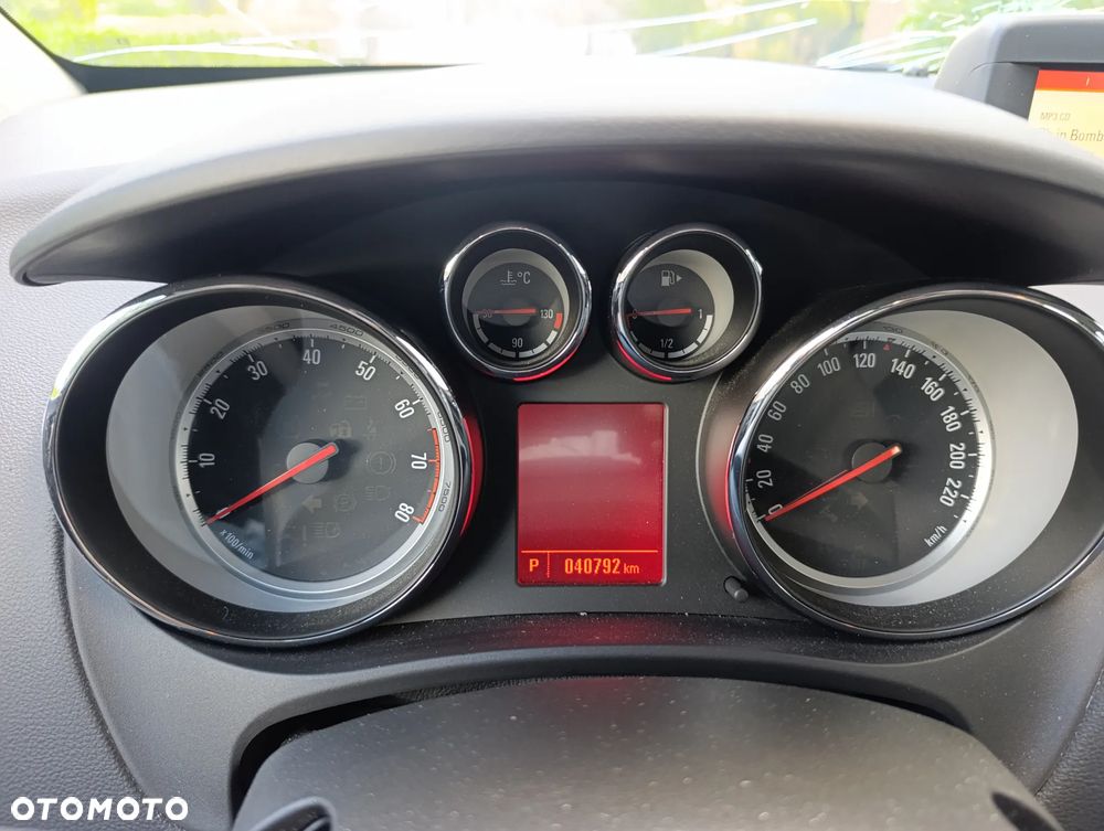 Opel Meriva 1.4 Automatik Color Edition - 10