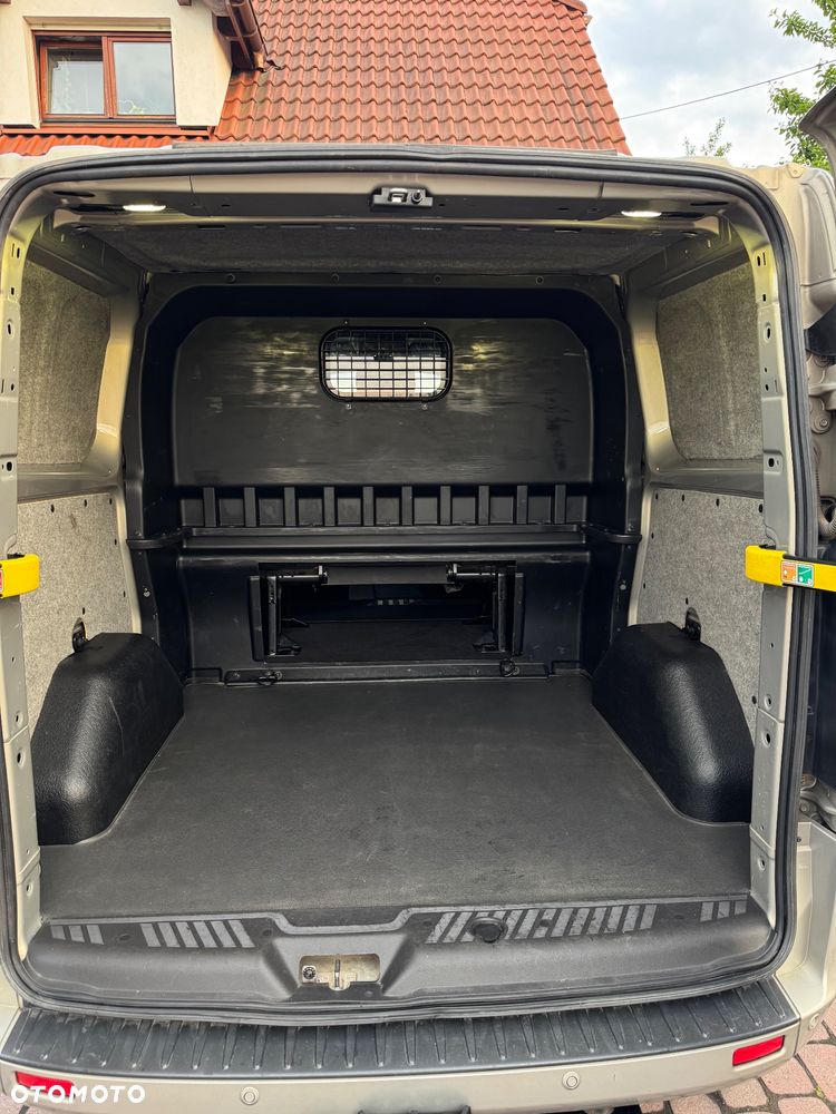 Ford Transit Custom - 13