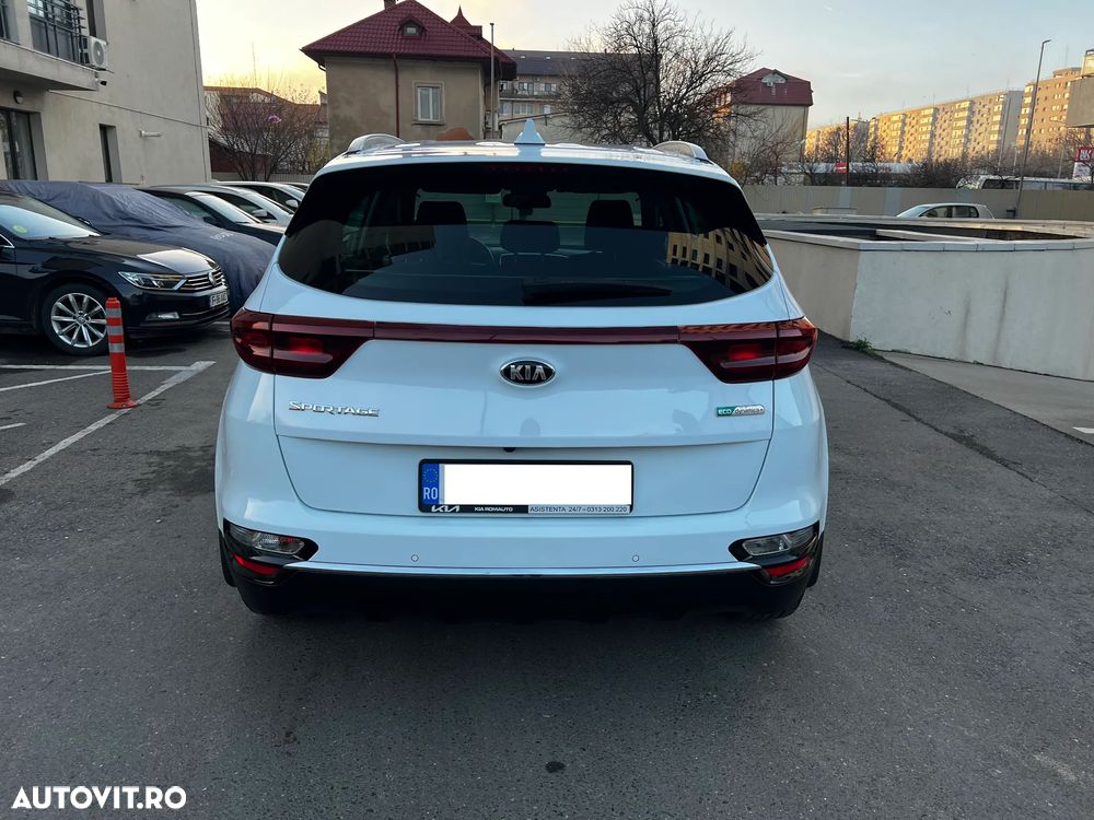 Kia Sportage 1.6 DSL MHEV 7DCT HP 4x2 Style - 3