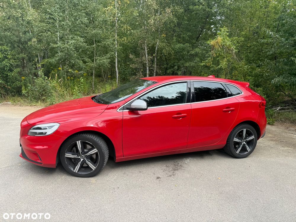 Volvo V40 T3 Drive-E R-Design Momentum - 3