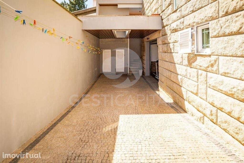 Viva o seu sonho nesta moradia T4 em Alpendorada - Grande imagem: 4/44