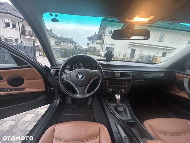 BMW Seria 3 320d - 7