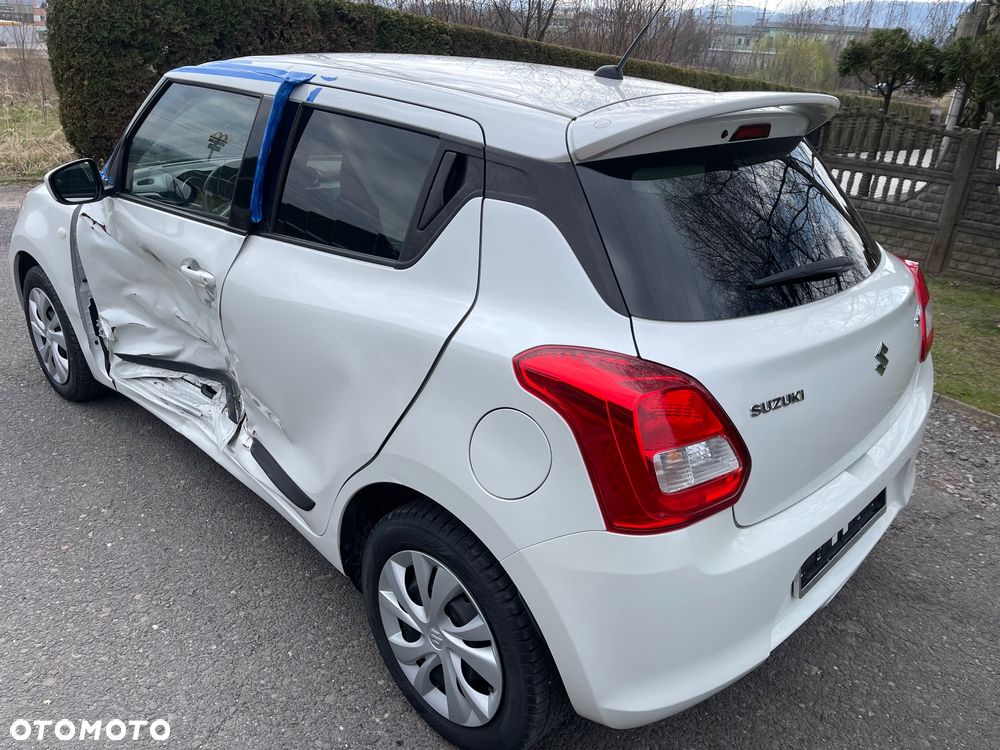 Suzuki Swift 1.2 Dualjet Club - 5