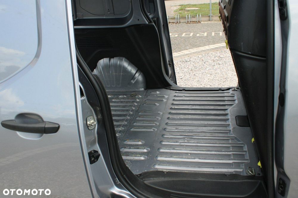 Opel Combo - 26