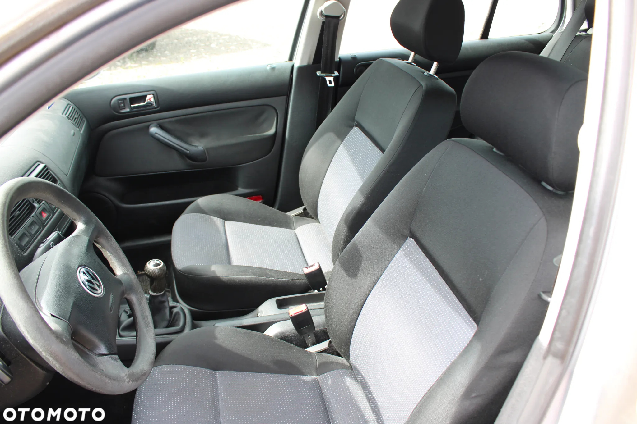Volkswagen Golf IV 2.0 Highline - 16