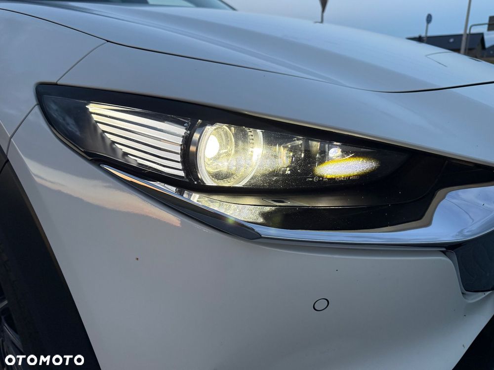 Mazda CX-30 SKYACTIV-X 2.0 M-Hybrid SELECTION - 32