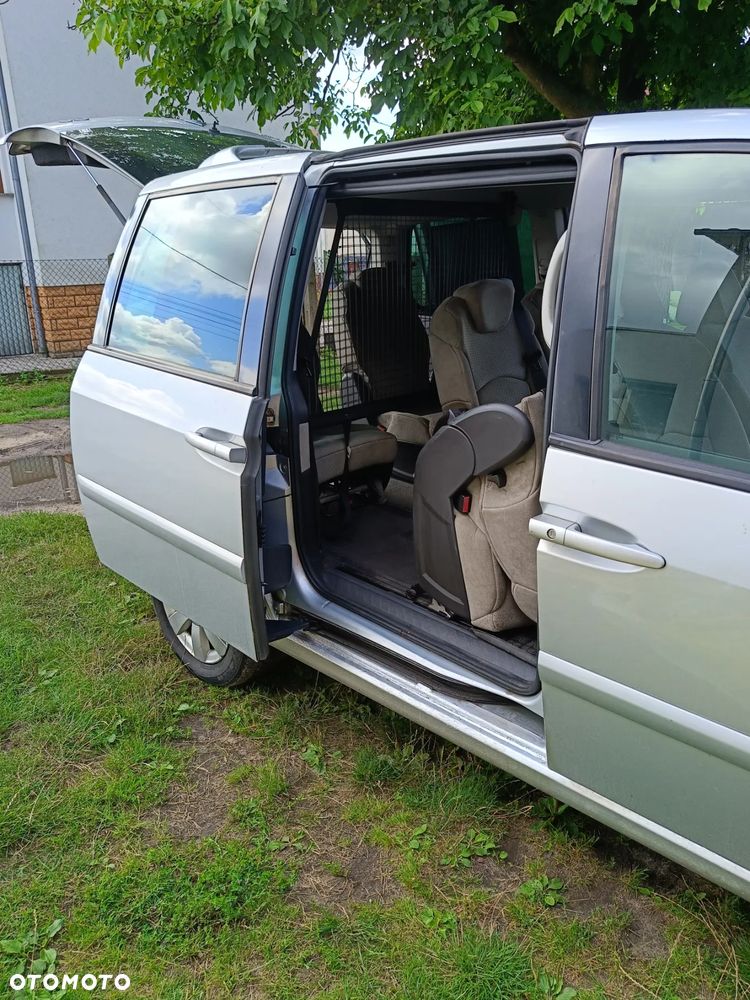 Citroën C8 2.2 HDi Exclusive - 11